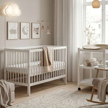 Hoppekids IDA-MARIE Bundle - Babyseng og IDA-MARIE Puslebord