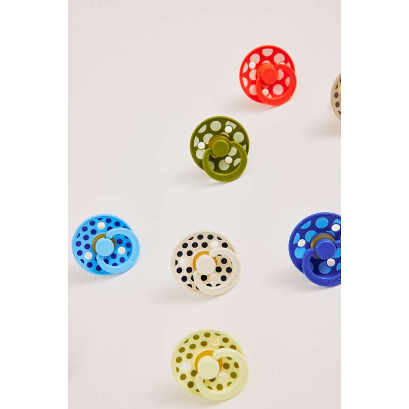 BIBS Rund Colour Sut - Str. 2 - Naturgummi - Medium Polka Studio - Ivory/Deep Space