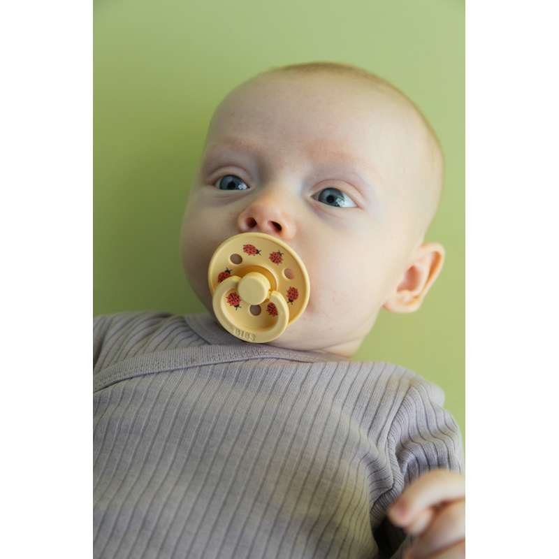 BIBS Rund Colour Napp - Stl. 3 - Naturgummi - Ladybug Studio - Pale Butter