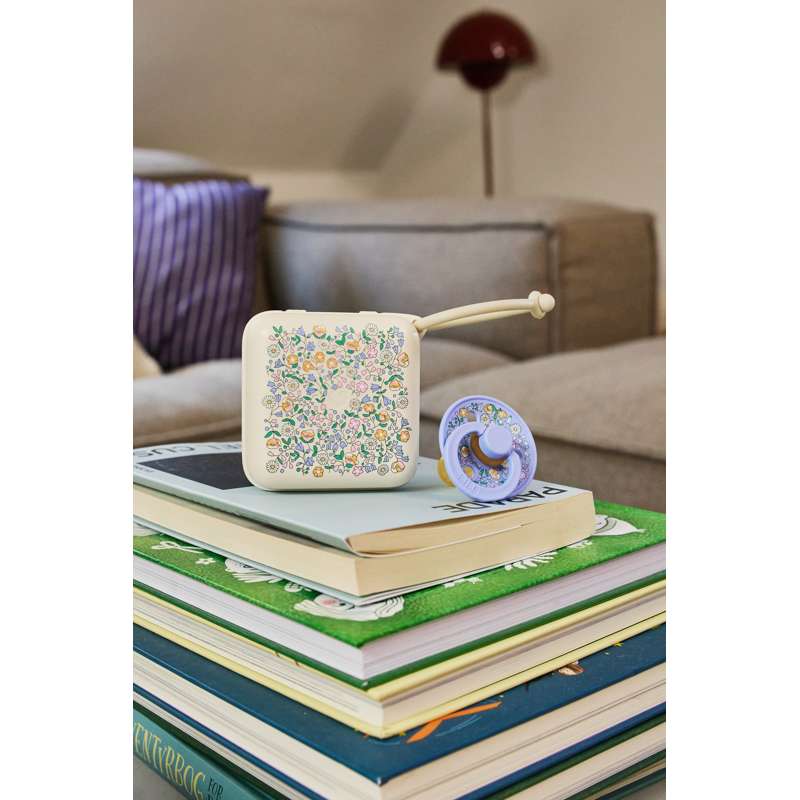 BIBS Tillbehör Nappbox - Nappbox - Liberty - Chloe Meadow/Ivory 
