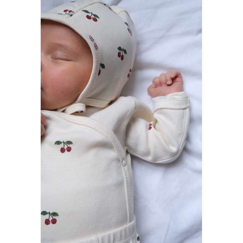 Konges Sløjd Newborn heldräkt GOTS - CHERRY