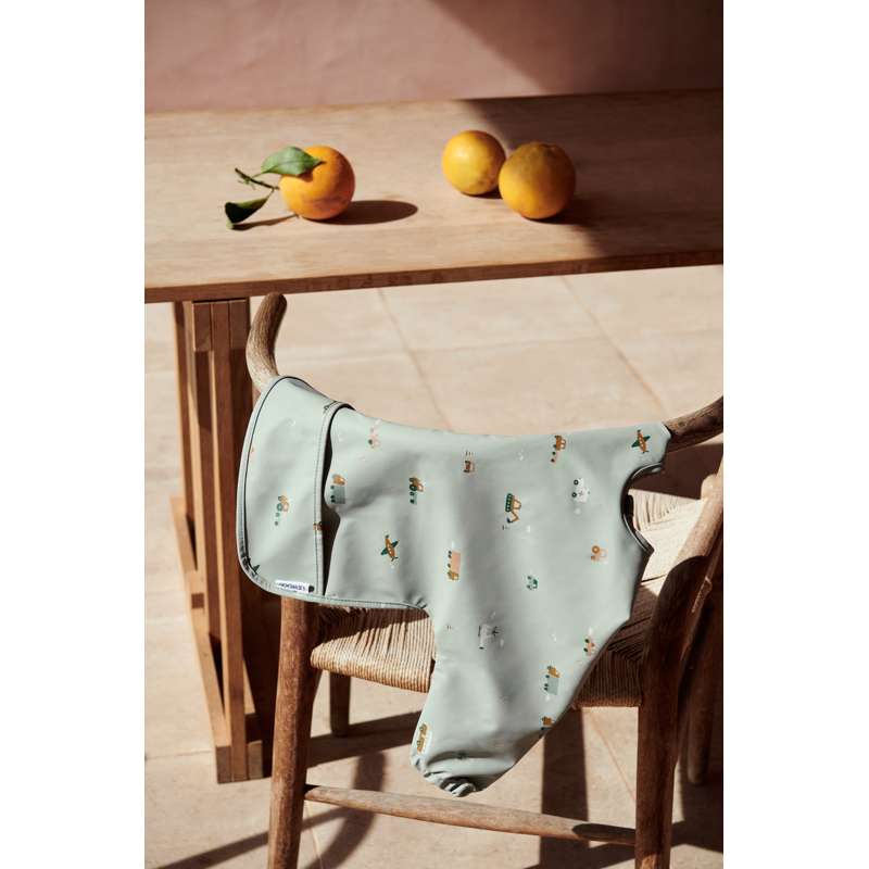 Liewood Merle Cape Bib matförkläde - Fordon - Dove Blue Mix